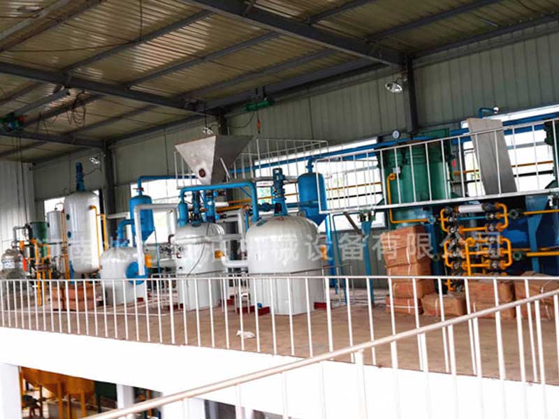連續(xù)精煉設(shè)備