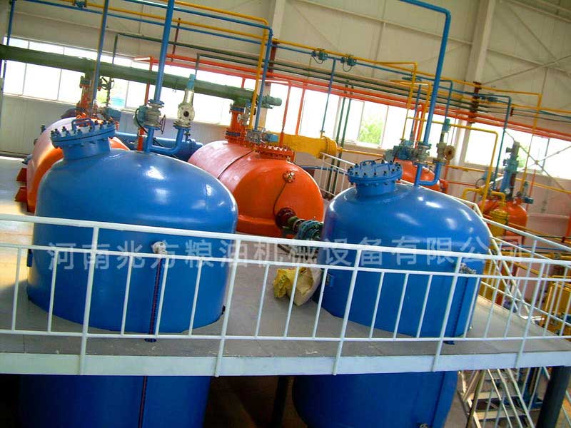 萃取器安裝車間